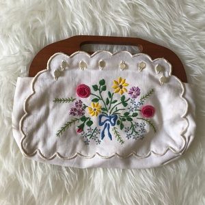 NWT Vintage Floral Embroidered Handbag